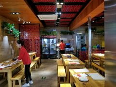 大堂-管氏翅吧(护国寺店)