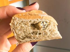 -全家便利店(襄阳南路店)