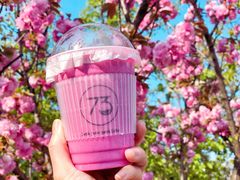 火龙果香蕉奶昔-73coffee(创智天地店)