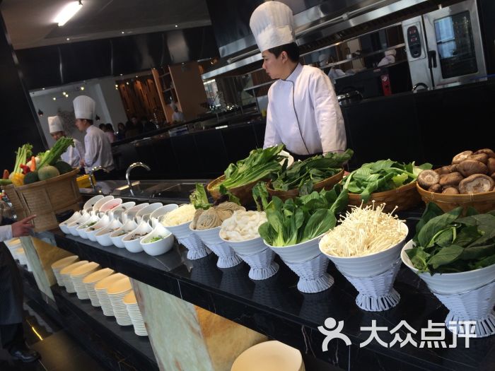 南昌美食团购新气象：舌尖上的优惠盛宴