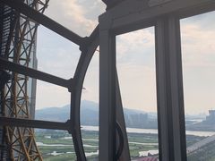 -影汇之星8字形摩天轮