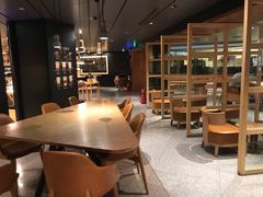 大堂-星巴克臻选(国贸商城首店)