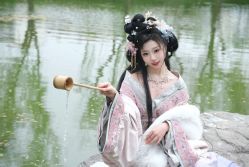 -苏州窝边小草摄影·汉服妆造跟拍(拙政园店)