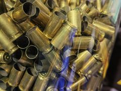 -都市枪神实弹射击俱乐部