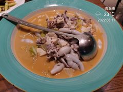 鲜大笔管鱼炖老豆腐-新时代大酒店(仰口路店)