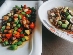 -湖泉水云间餐厅·弥勒地道菜(B座店)