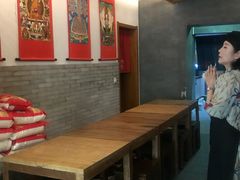 -一两饭川味素食餐厅