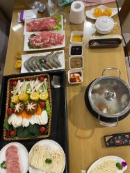 -爱陪伴尊享月子中心(国际店)