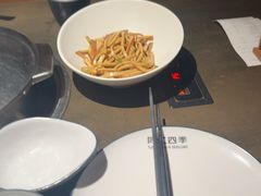-同仁四季椰子鸡(宝安壹方城店)