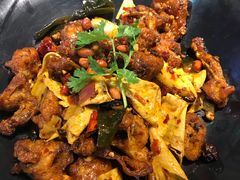 牛蛙-小山城麻辣香锅(新邻生活广场店)