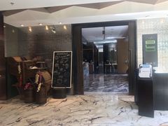 -上海漕河泾万丽酒店