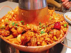 -老佛爷铜炉蛙锅(东门老街店)