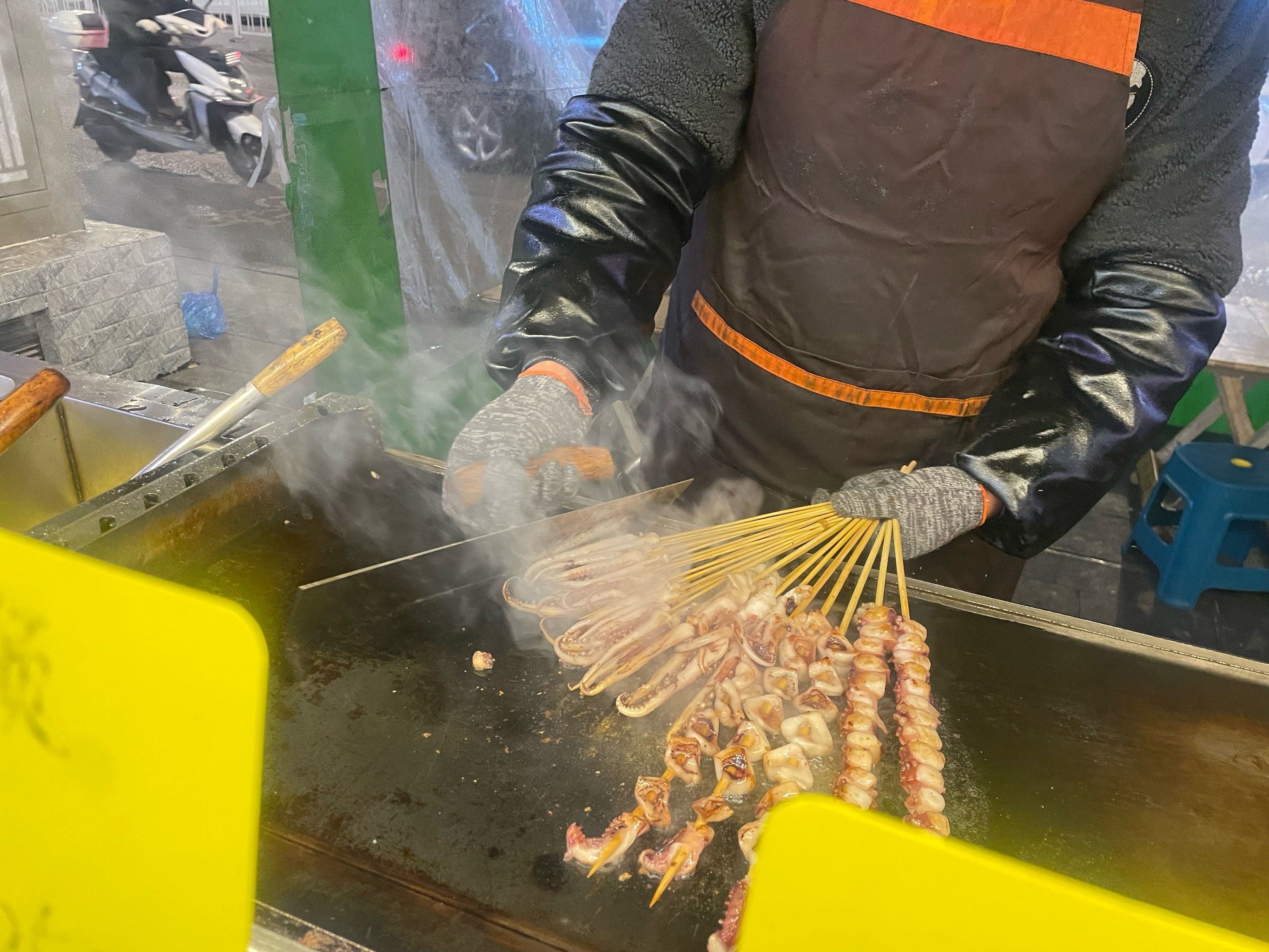 🌶️街边宝藏鱿鱼摊,一口就爱到疯狂!