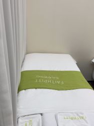 -凡碧诗毛孔清洁收细