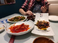 -纳家楼·地道陕菜(劳动路店)
