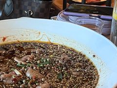 -临界音乐酒馆·小龙虾·江湖菜(华熙LIVE·鱼洞店)