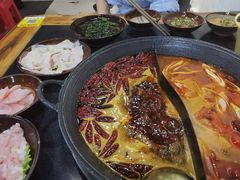 -谭记重庆老火锅(总店)