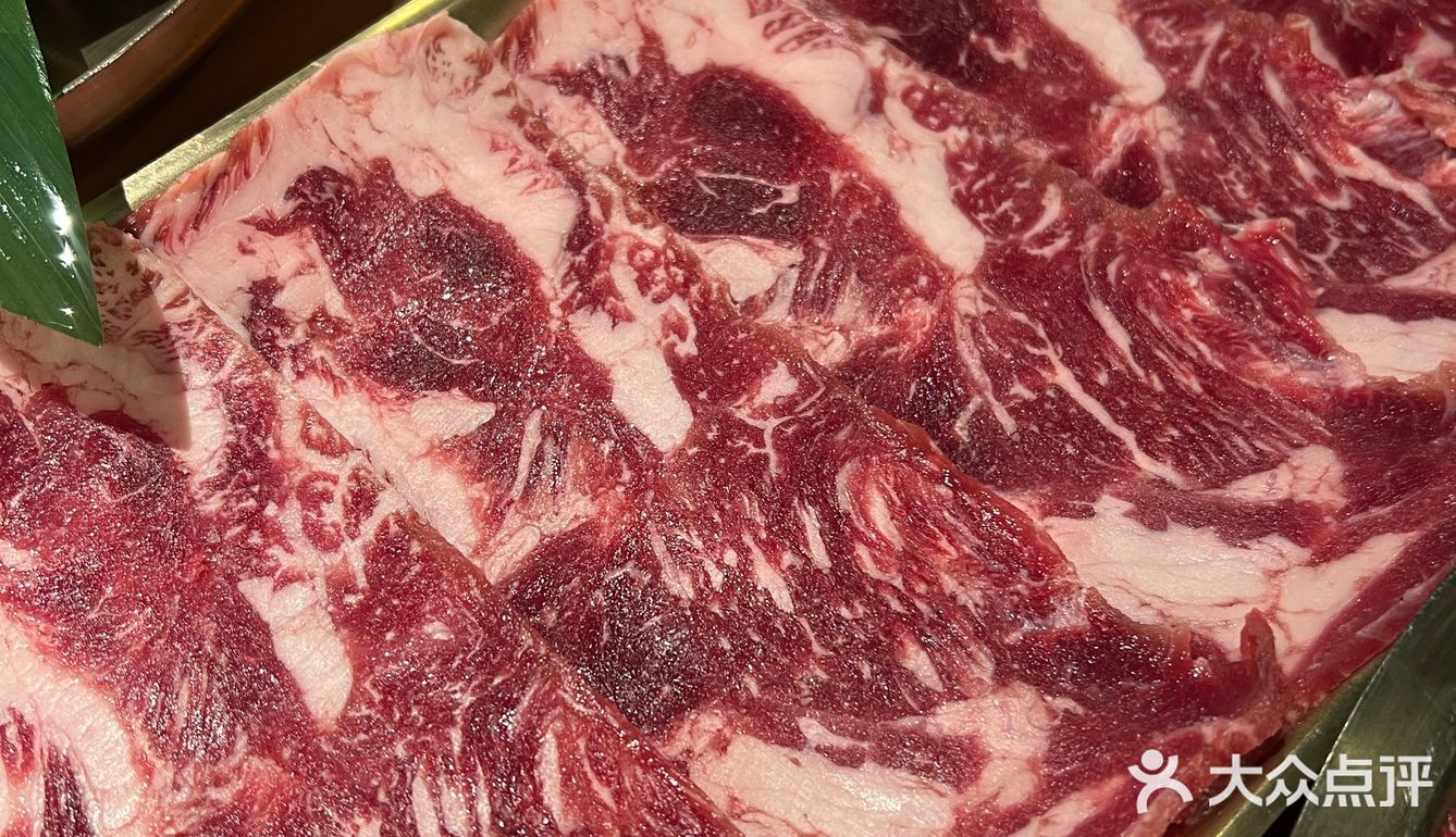 大快朵颐烤肉时