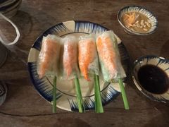 -Cuc Gach Quan Restaurant