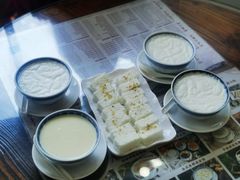 招牌香滑凤凰奶-周大娘牛乳(旧寨古村总店)