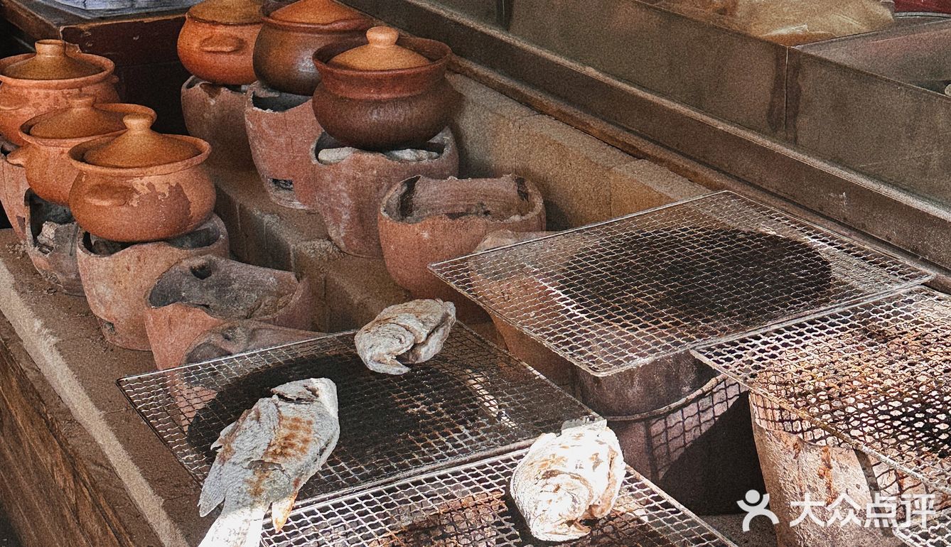 西双版纳美食｜排队也要吃的“椿楣粉档”