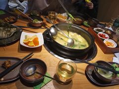 -一朵菌·野生菌探索家火锅(南亚店)
