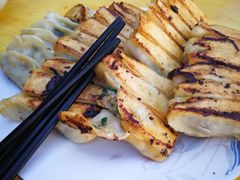 -中山美食街