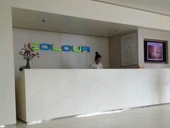 -卡罗酒店(东门晒布地铁站店)