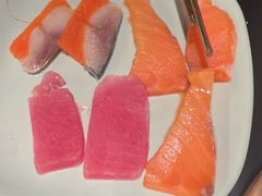 -梨花甄选自助烤肉(小寨原力场店)
