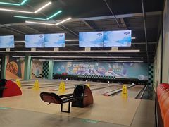 -极限PLAY运动娱乐新世界·团建派对潮玩休闲馆·室内蹦极高空游乐园