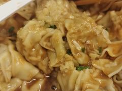 冬菇马蹄鲜肉馄饨-袁亮宏饺子云吞(侯家桥菜场店)