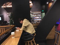 -星巴克臻选(宁波世纪东方广场店)