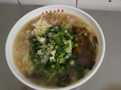 -文山荷鲜居(翠湖店)