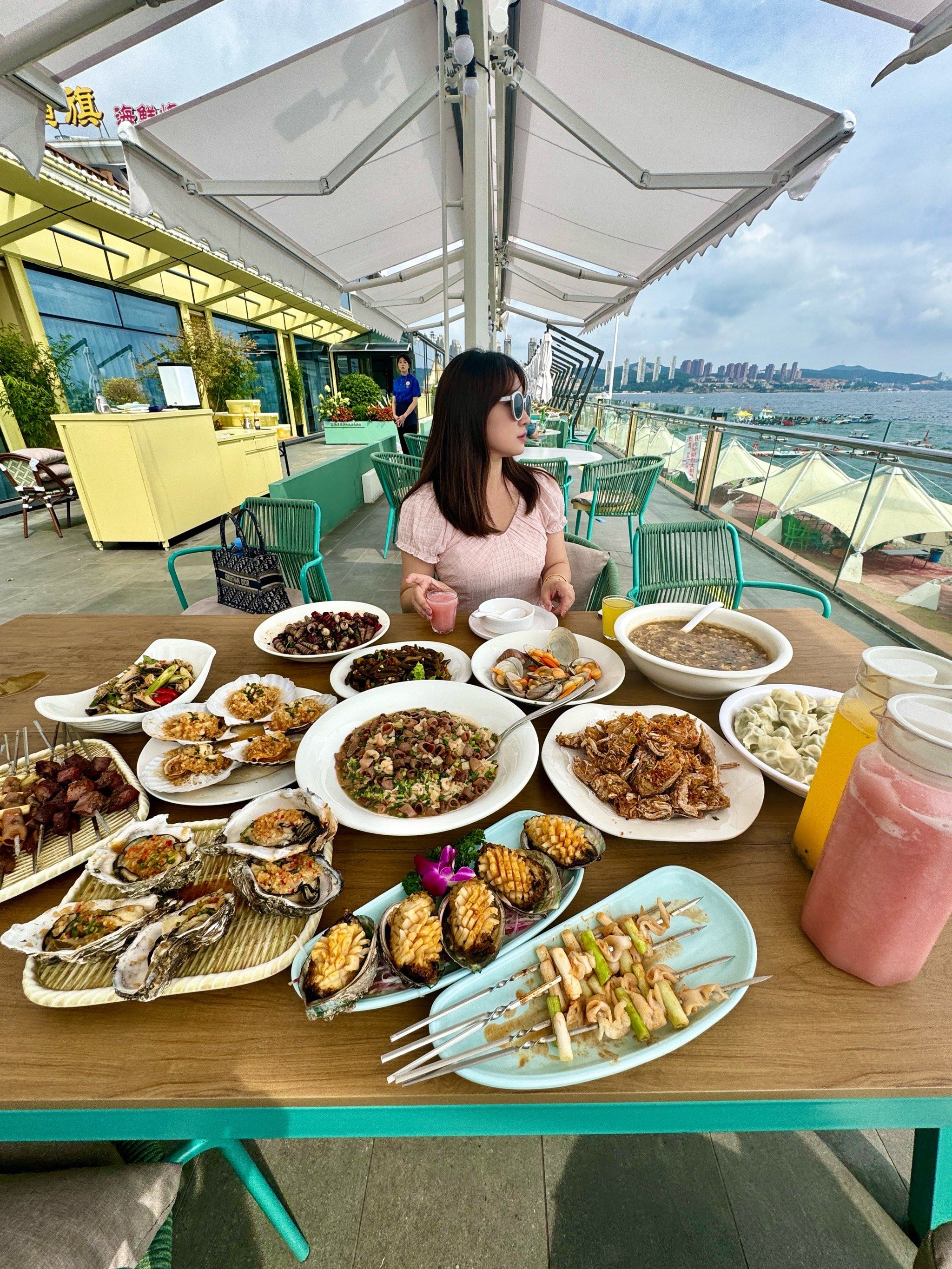 在海边吃海鲜巨过瘾❗❗❗❗