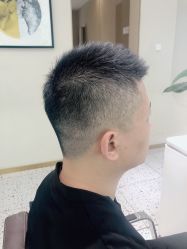 -童辉造型