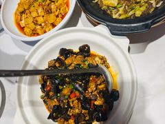 -饭橘汉江码头·乡野土菜馆(静安路店)