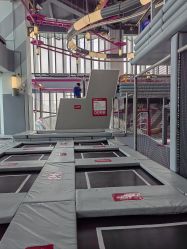 -marspace马斯派超级运动公园(正弘汇店)