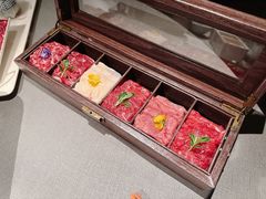 -左庭右院鲜牛肉火锅黑金店(陆家嘴中心店)