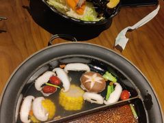 -呷哺呷哺(孝义万达店)