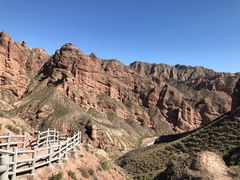 -冰沟丹霞旅游景区