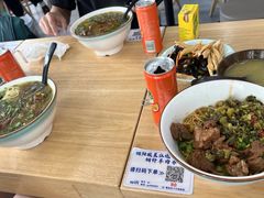 -钢阳酸菜红烧牛肉面(季乐路店)