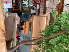 -蜜桃餐厅·伴山(湖滨商业街店)