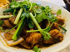-胡须佬鸡煲四季火锅(龙珠大道店)