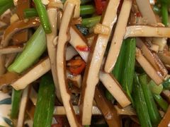 -陈有良尖椒鸡(渝中示范店)
