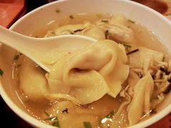 三鲜馄饨-王興記(中山路店)