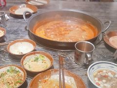 -冯校长老火锅(中联广场店)