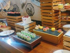 -元一希尔顿酒店·鲜切牛肉火锅禅自助餐厅