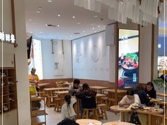 大堂-小满手工粉(杭州滨江龙湖店)