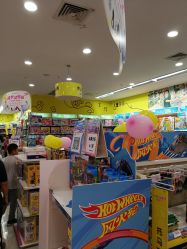 -孩子王(万达广场店)