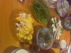 -民食香·腊排骨野生菌美食(木府店)